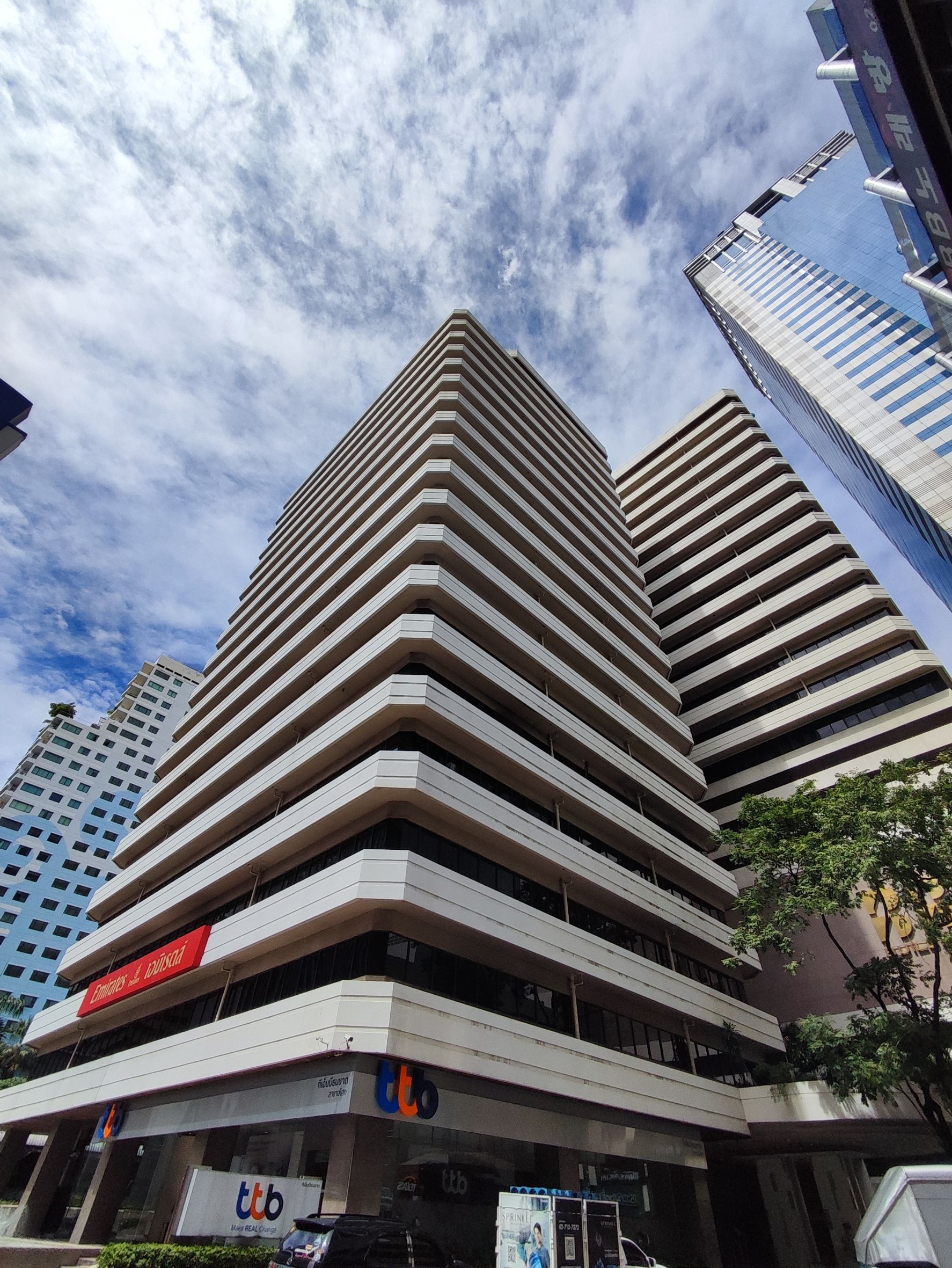 อาคารบีบี บิ้วดิ้ง อโศก อาคารสำนักงาน BB BUILDING ASOKE